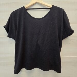 {M} Onzie Women's Black Cropped Twist Back Top Blouse